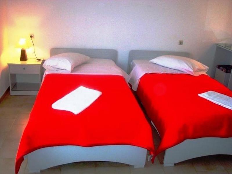 Leonidas Studios & Apartments Георгиуполис Экстерьер фото